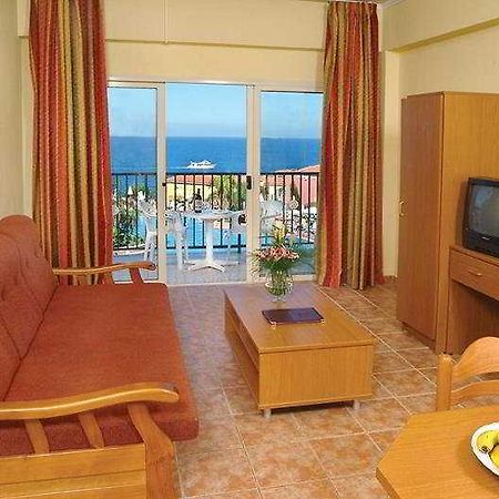 Sentido Pafian Sun Village Kissonerga Kamer foto